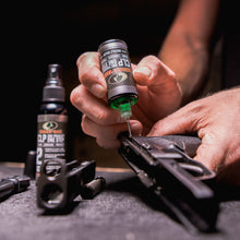 Load image into Gallery viewer, Mossy Oak 1 oz. Needle Oiler